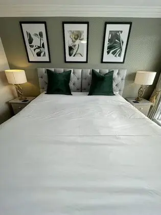 Deluxe Tek Büyük veya İki Ayrı Yataklı Oda (Room 2)