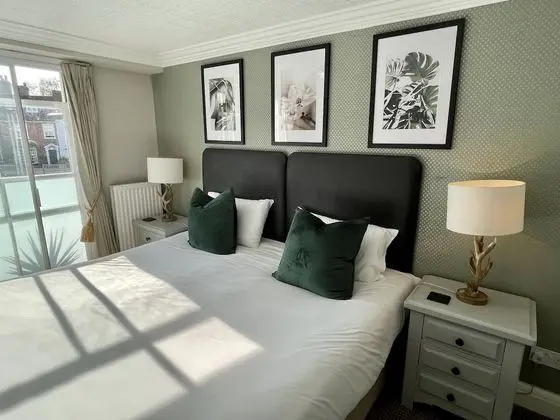 Deluxe Tek Büyük veya İki Ayrı Yataklı Oda (Room 3)