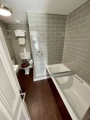 Deluxe Tek Büyük veya İki Ayrı Yataklı Oda (Room 3)