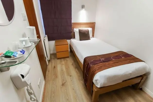 Tek Kişilik Oda