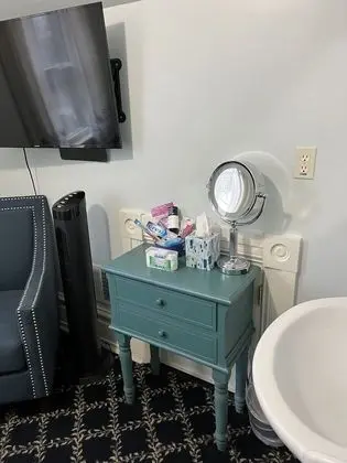 Standard Tek Büyük Yataklı Oda, Banyolu/Duşlu (The Blue Hills Suite)