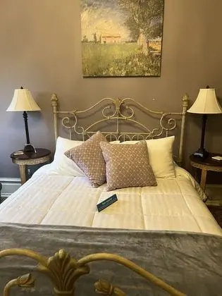 Standard Tek Büyük Yataklı Oda, Banyolu/Duşlu (The DeWinters Suite)