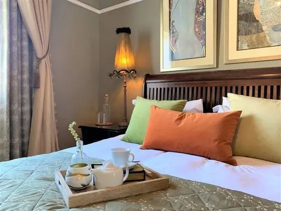 Luxury Tek Büyük Yataklı Oda