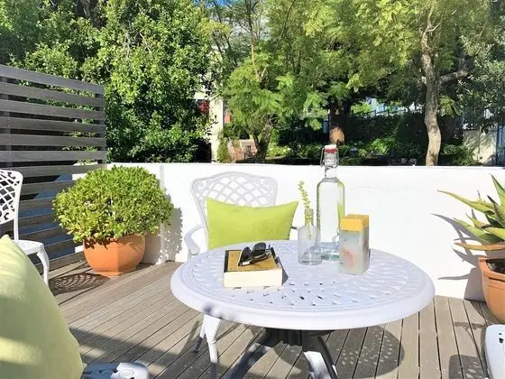 Luxury Tek Büyük Yataklı Oda