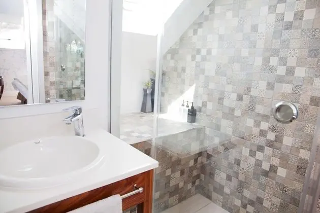 Luxury Tek Büyük Yataklı Oda