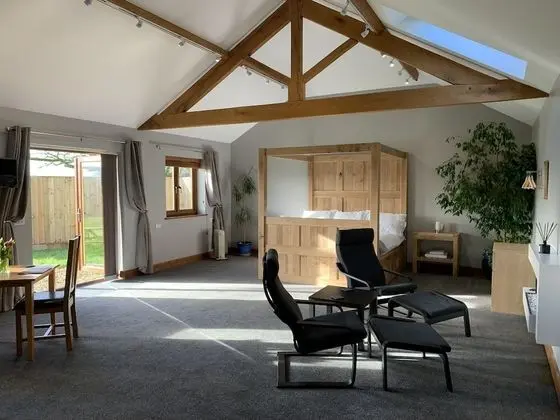Ev (1 Bedroom)