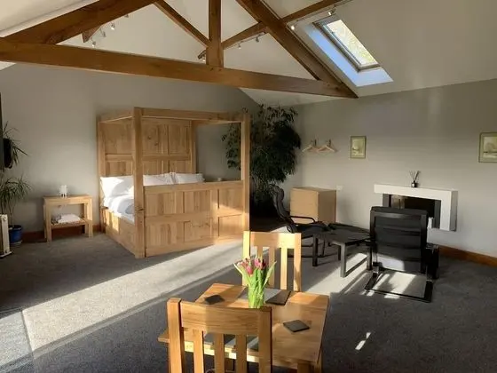 Ev (1 Bedroom)