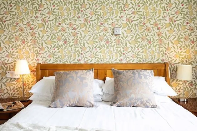 Tek Büyük Yataklı Oda (First Floor King Size)