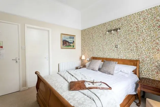 Tek Büyük Yataklı Oda (First Floor King Size)