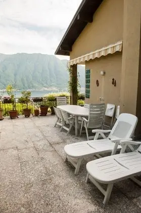 Villa, 3 Yatak Odası, Göl Manzaralı