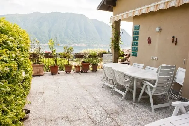 Villa, 3 Yatak Odası, Göl Manzaralı