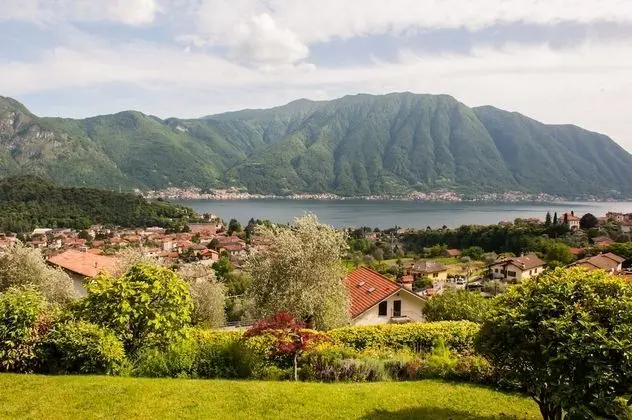 Villa, 3 Yatak Odası, Göl Manzaralı