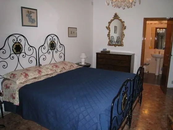 Deluxe Tek Büyük Yataklı Oda (Bologna)