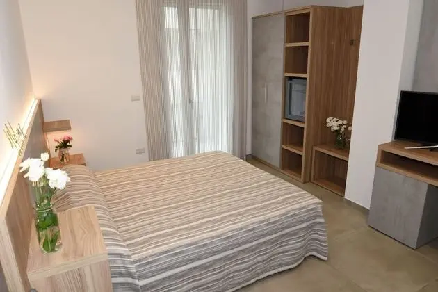 Tek Büyük veya İki Ayrı Yataklı Oda
