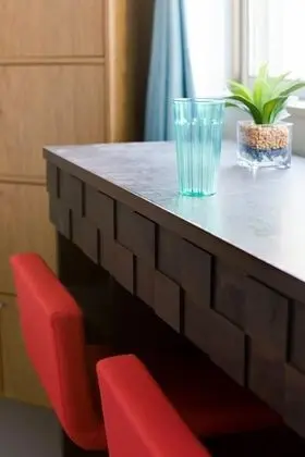 Dört Kişilik Oda, Ortak Banyo