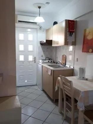 Basic Tek Büyük Yataklı Oda
