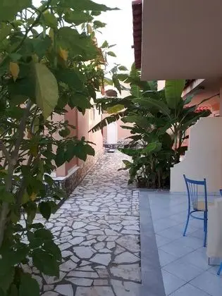 Basic Tek Büyük Yataklı Oda