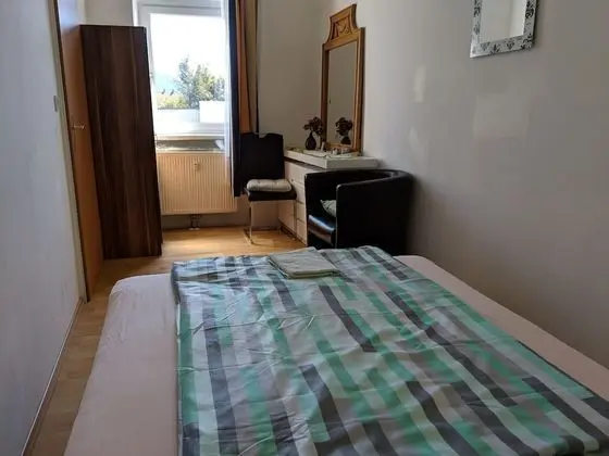 Apart Daire, Bahçe Manzaralı