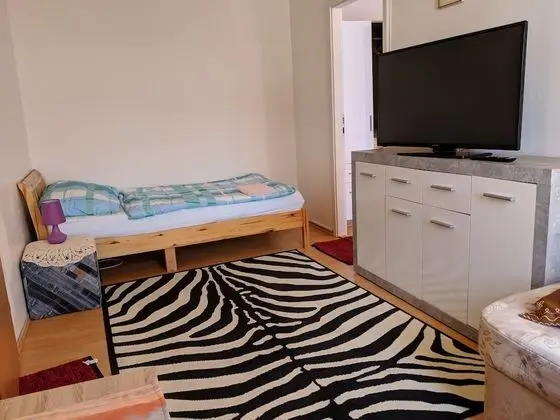 Apart Daire, Bahçe Manzaralı