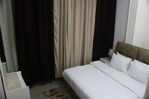 Deluxe Tek Büyük Yataklı Oda, 1 Yatak Odası, Şehir Manzaralı