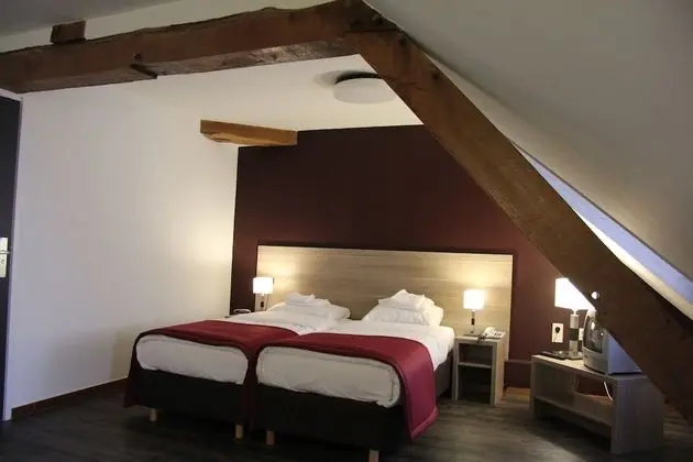 Comfort Tek Büyük Yataklı Oda