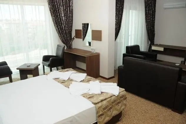 Standart Oda, Şehir Manzaralı