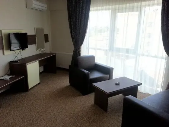 Standart Oda, Şehir Manzaralı