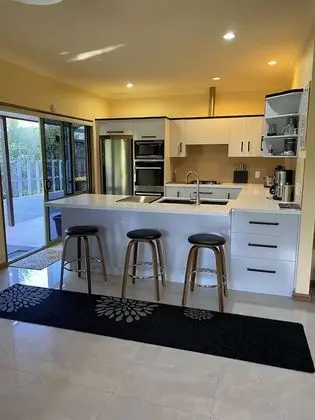 Superior Ev, 5 Yatak Odası, Balkon, Bahçe Manzaralı