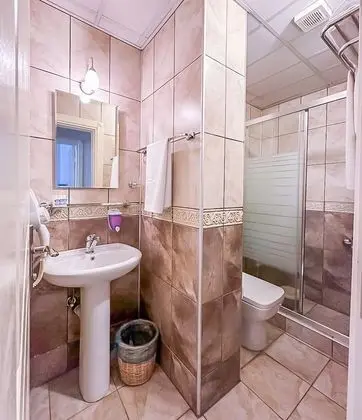 Standard Tek Büyük Yataklı Oda, Bahçe Manzaralı