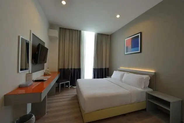 Superior Oda, Şehir Manzaralı