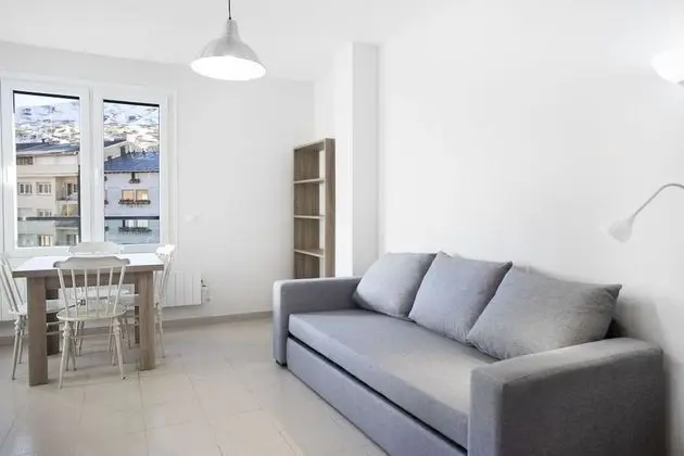 Stüdyo, Dağ Manzaralı