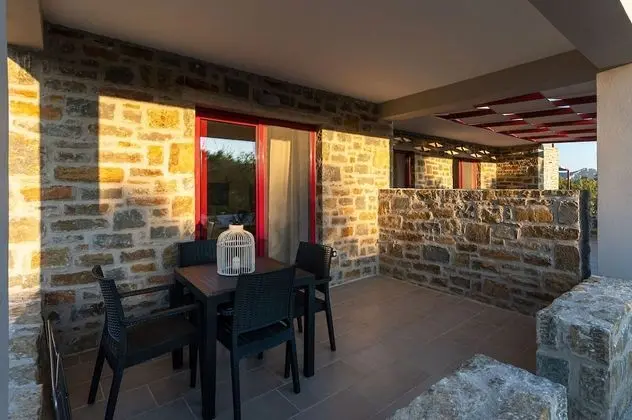 Superior Queen Apartment