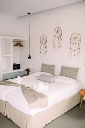 Deluxe Tek Büyük Yataklı Oda, Kısmi Deniz Manzaralı