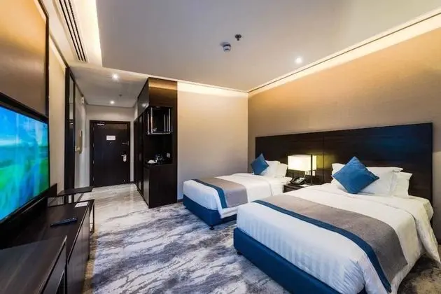 Deluxe Room, 2 Twin Beds, Smoking