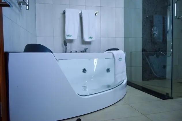 Executive Tek Büyük Yataklı Oda