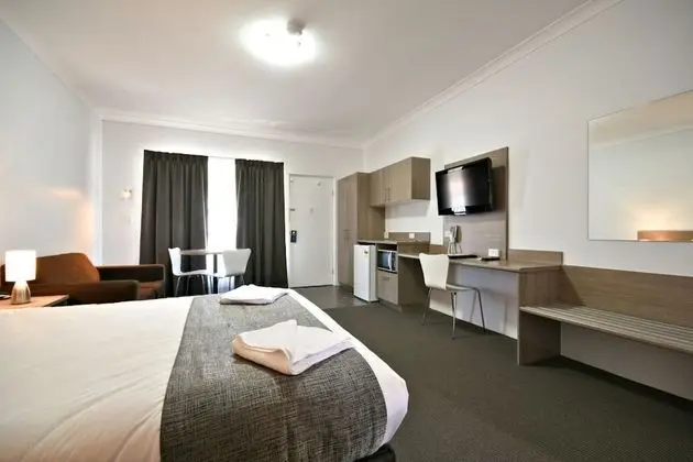 Executive Oda, Birden Çok Yatak (1 Queen and 1 Single Bed)