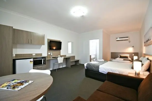 Executive Oda, Birden Çok Yatak (1 Queen and 1 Single Bed)