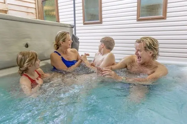 No Pets  Snowdon Spa 3 Bed
