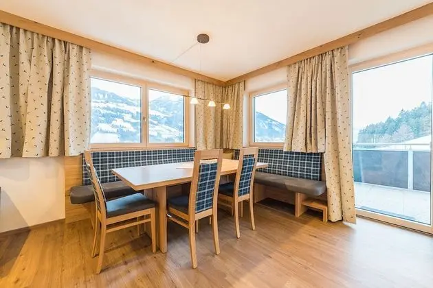 Panoramic Apart Daire, 2 Yatak Odası, Teras (Zillertal)