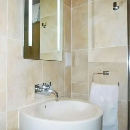 Tek Kişilik Oda, Banyolu/Duşlu