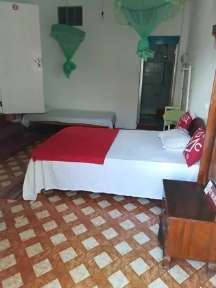 Deluxe Tek Büyük Yataklı Oda, 1 Büyük (Queen) Boy Yatak, Şehir Manzaralı, Denize Sıfır