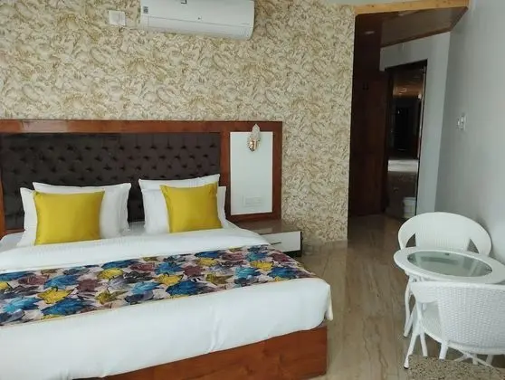 Superior Tek Büyük Yataklı Oda