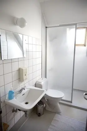 Tek Büyük Yataklı Oda, Ortak Banyo