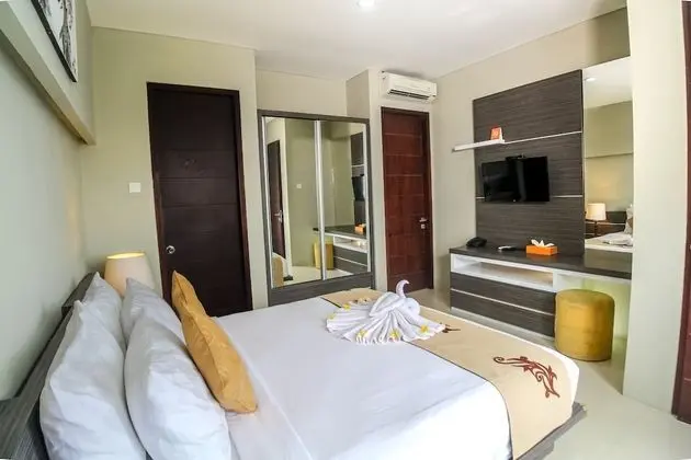 Villa, Havuz Manzaralı