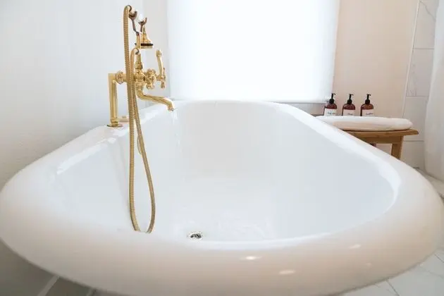 Luxury Süit, 1 En Büyük (King) Boy Yatak, Balkon, Şehir Manzaralı (Parlor)