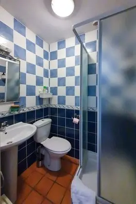 Economy Tek Büyük Yataklı Oda (2)