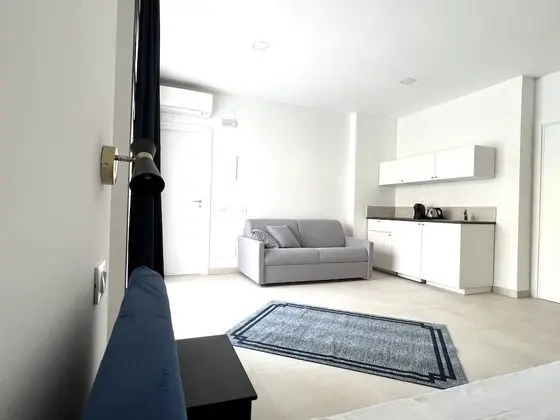 Deluxe Stüdyo Süit