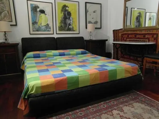 Tek Büyük Yataklı Oda, Banyolu/Duşlu