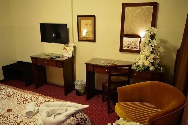 Tek Büyük veya İki Ayrı Yataklı Oda