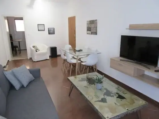 Apart Daire, 2 Yatak Odası, Balkon